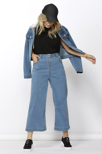 Betty Basics Drew Wide Crop Culotte Jean in Vintage Blue - Hey Sara