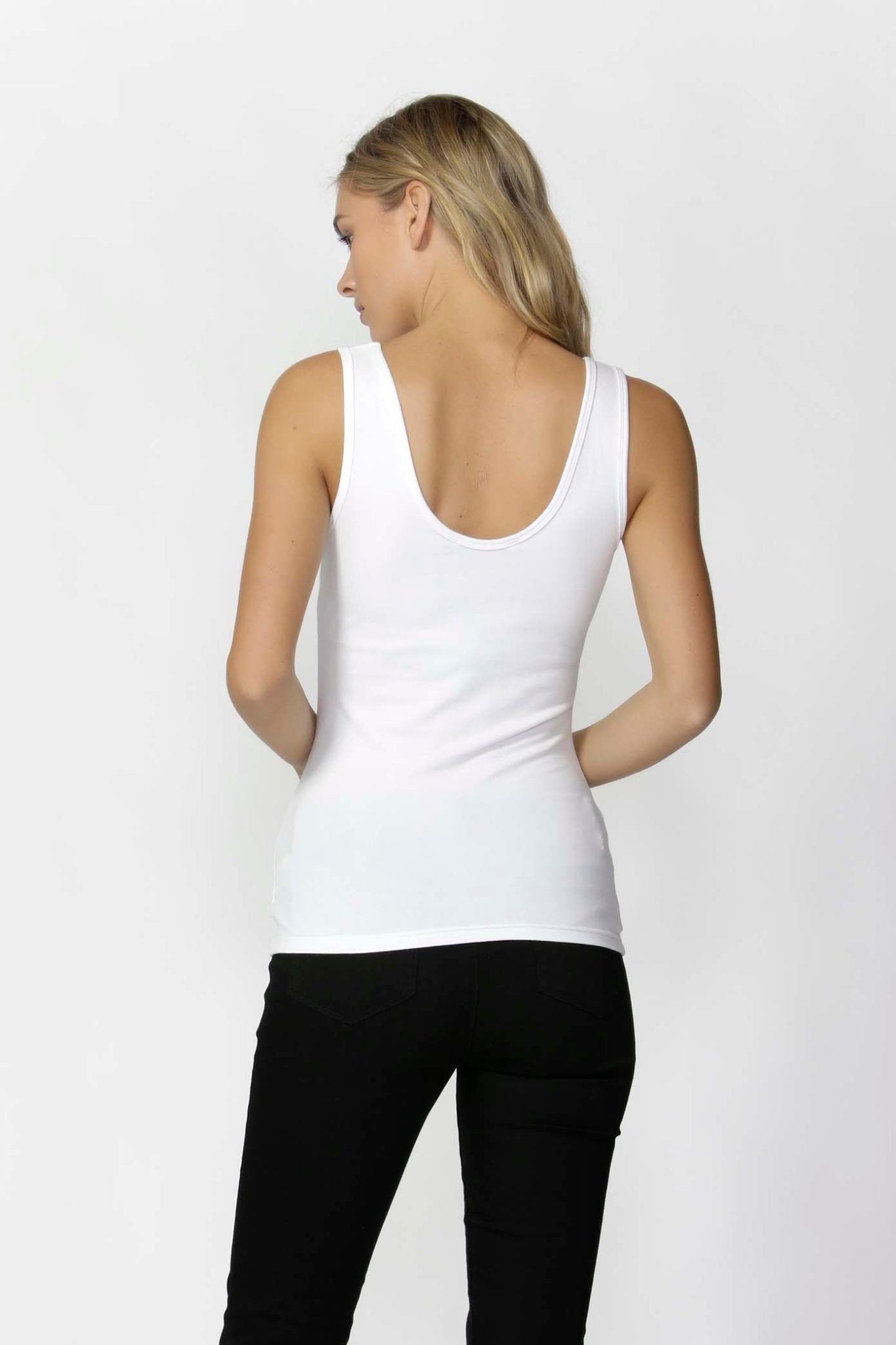 Betty Basics Emma Top in White - Hey Sara