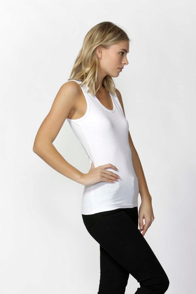Betty Basics Emma Top in White - Hey Sara