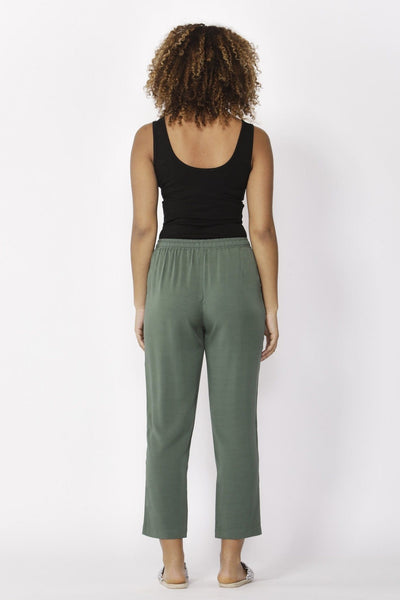 Betty Basics Jackson Crop Pant in Forest - Hey Sara