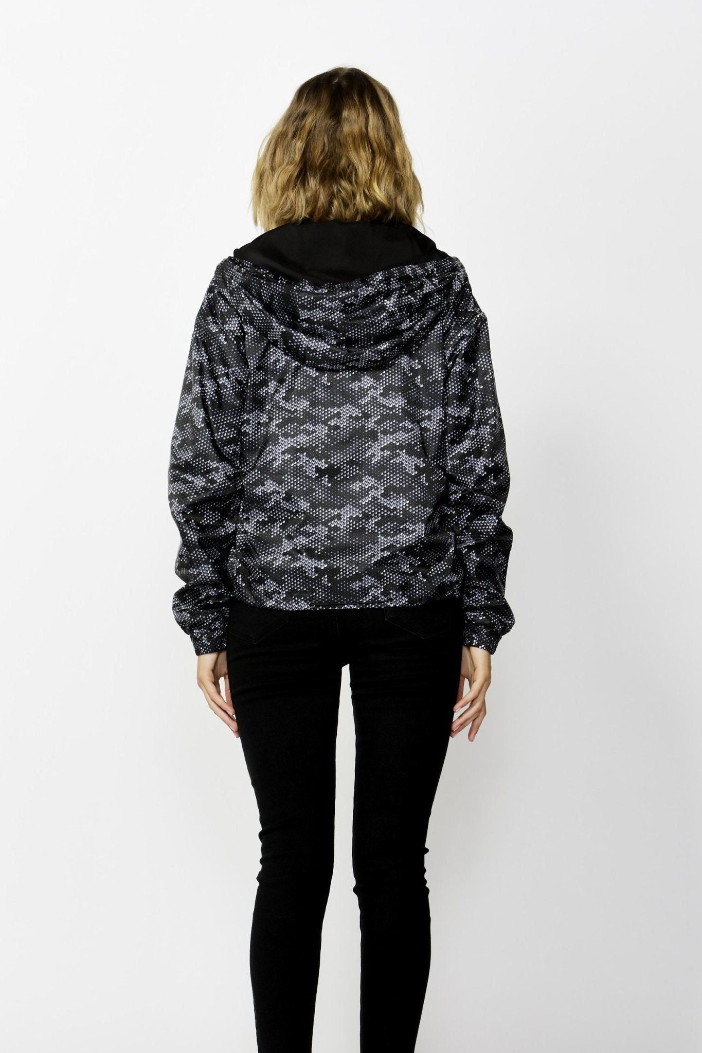 Betty Basics Knox Spray Jacket in Digital Camouflage - Hey Sara
