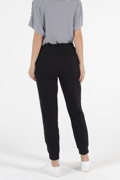 Betty Basics Lindsay Jogger Pant in Black - Hey Sara