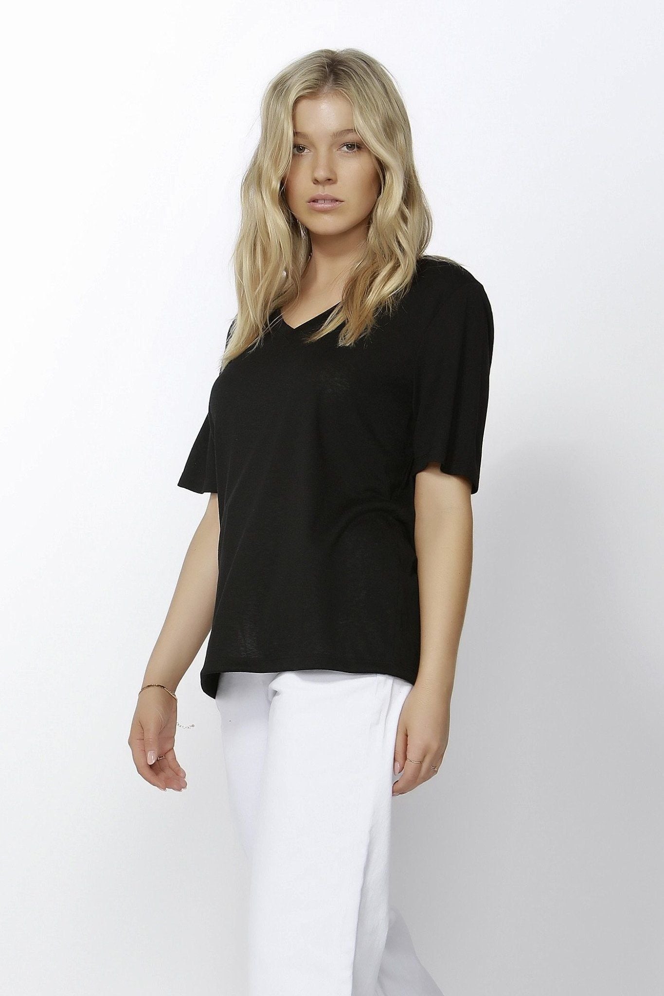 Betty Basics Messina V-Neck Tee in Black - Hey Sara