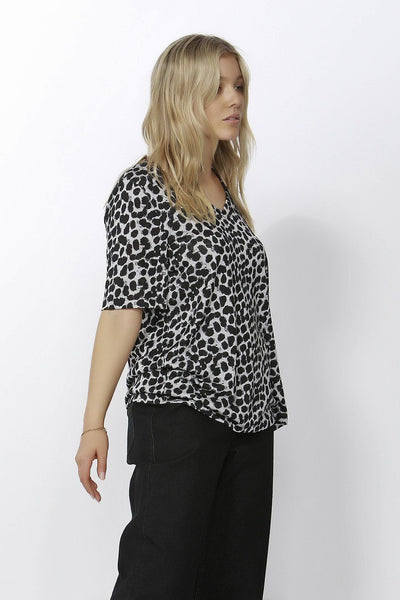 Betty Basics Messina V-Neck Tee in Leopard Print - Hey Sara