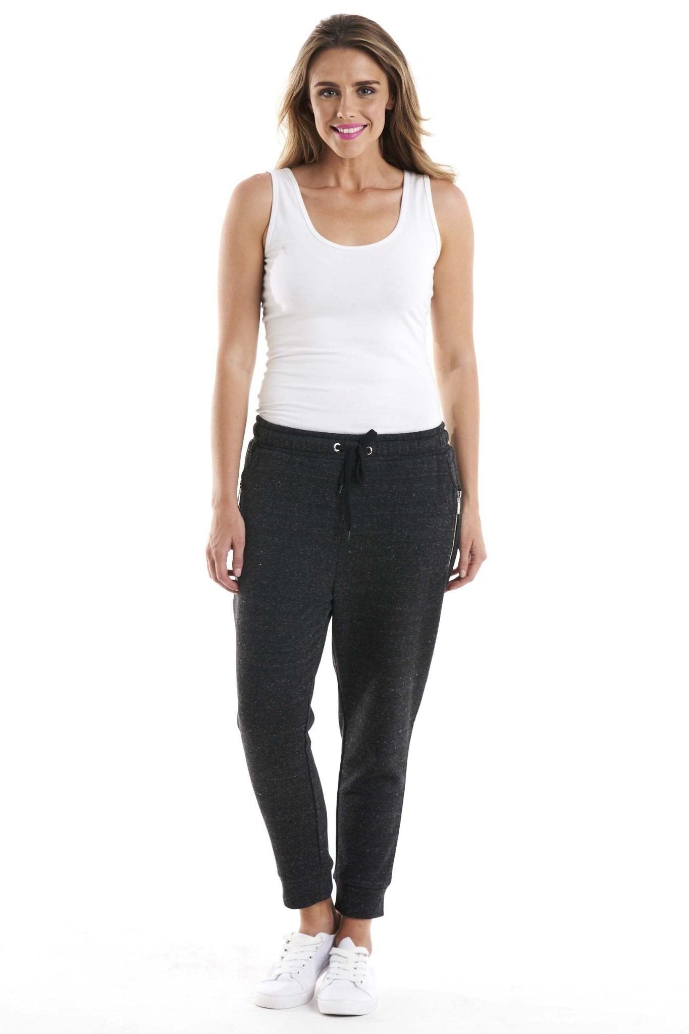 Betty Basics Santa Monica Jogger in Black - Hey Sara